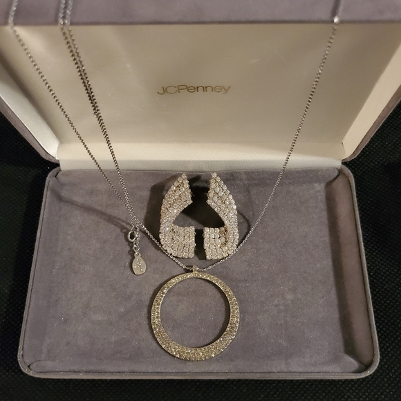 Vintage Jewelry Set : Vintage Necklace Signed Loft, Earrings Rhinestones, Icy - Picture 2 of 5